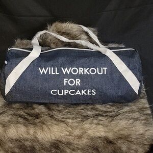 Will Workout for Cupcakes Gym Bag